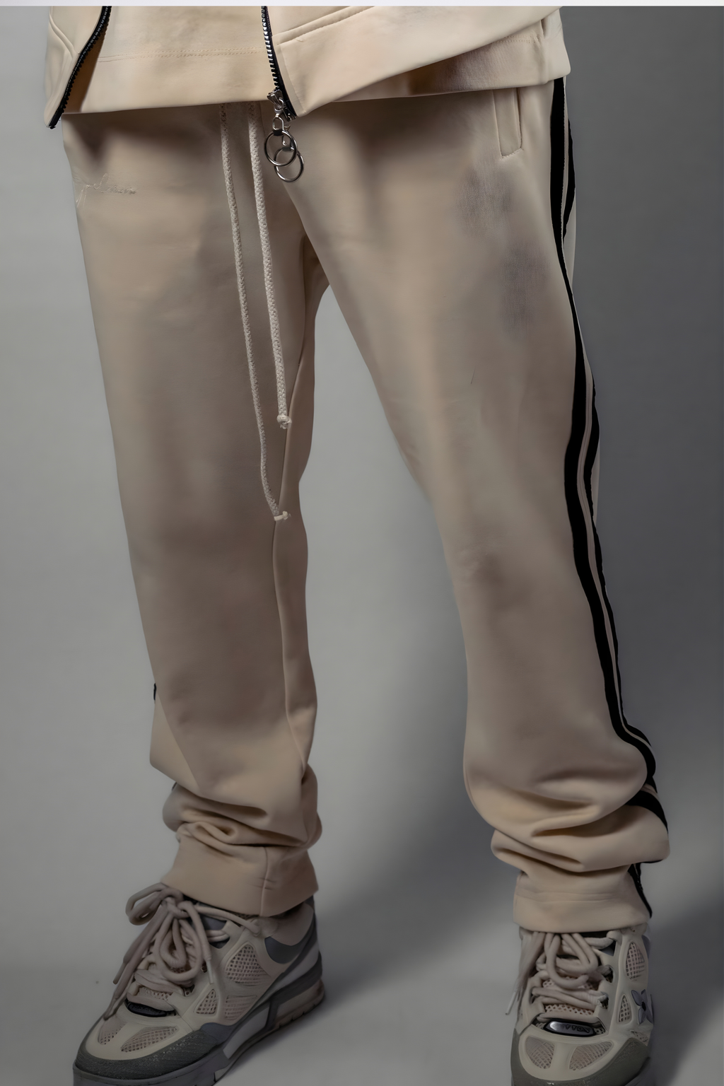 Pantaloni bej „Noir Velvet”