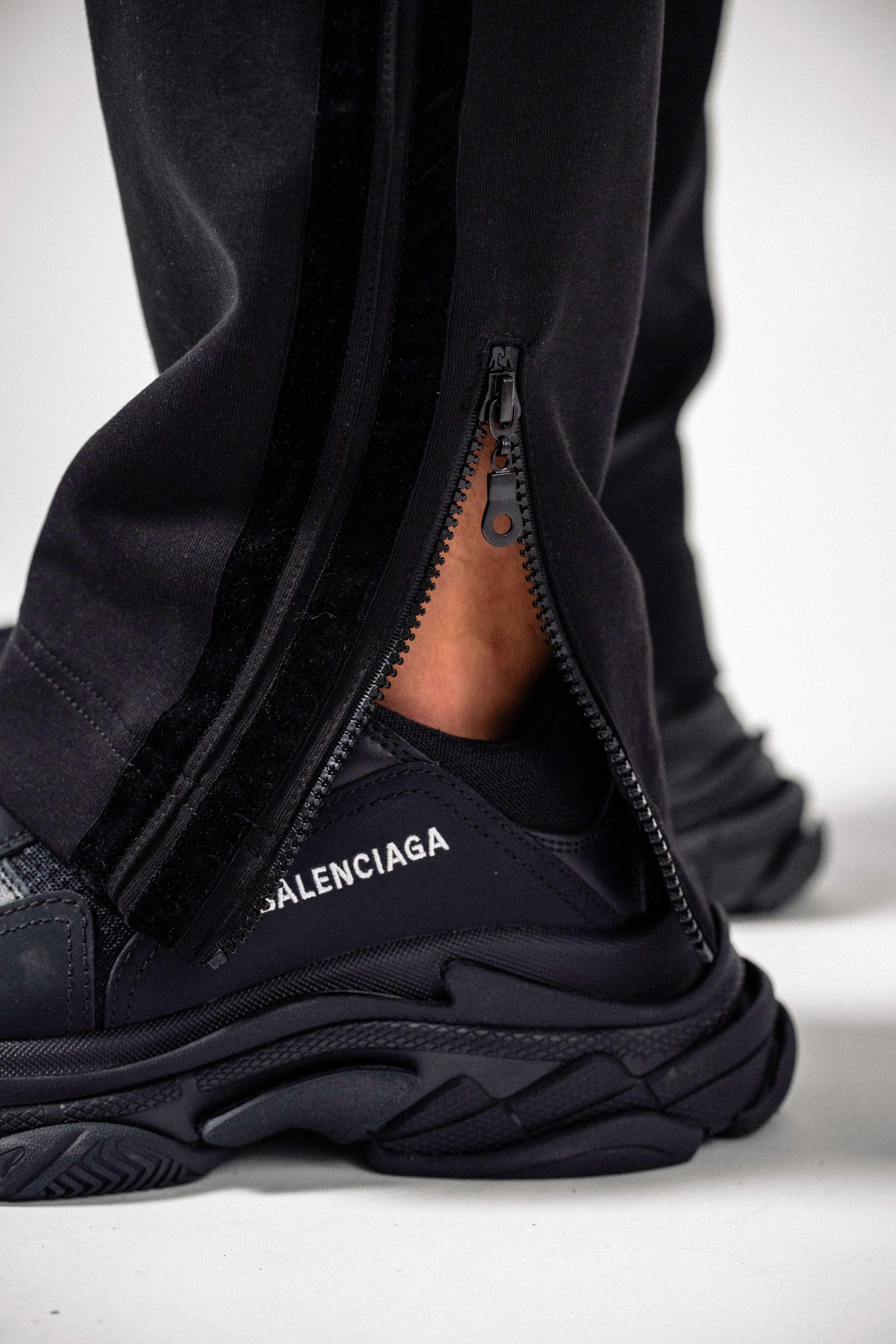 Pantaloni negri „Noir Velvet”