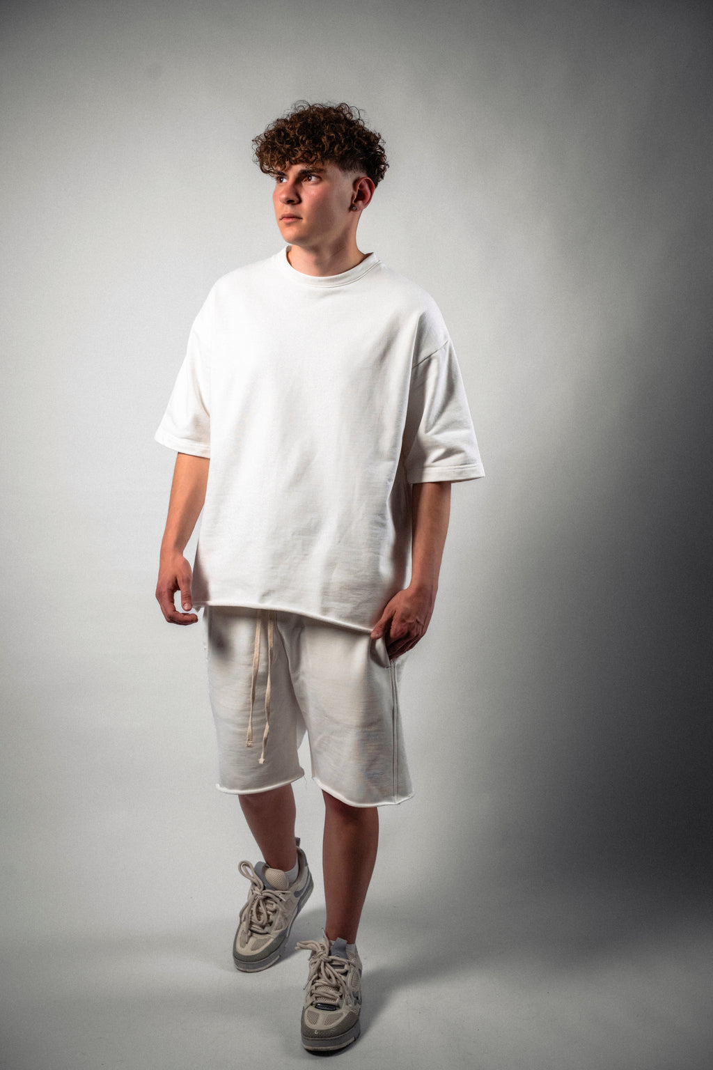 Tricou alb „Rolled”